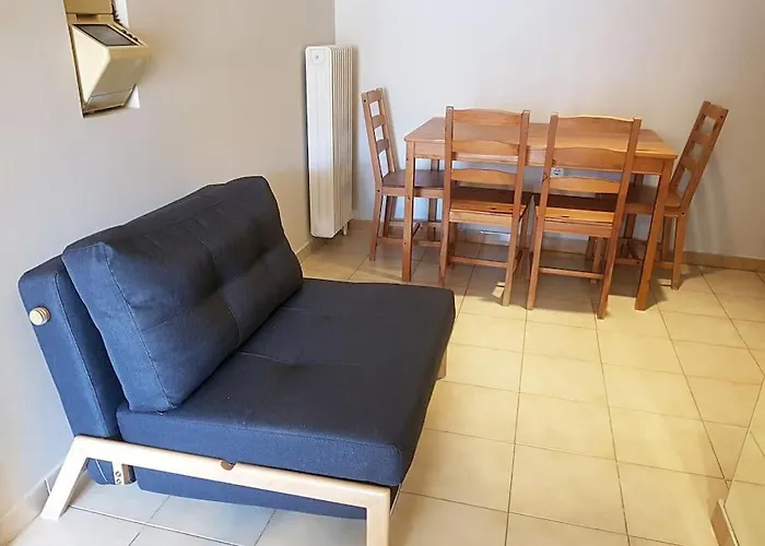Athens Campus Renovated Studio Apartment @ Ilisia